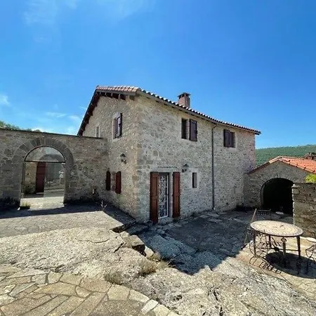 Prázdninový dům Magnifique Maison Avec Vue Sur Le Tarn En Aveyron !
